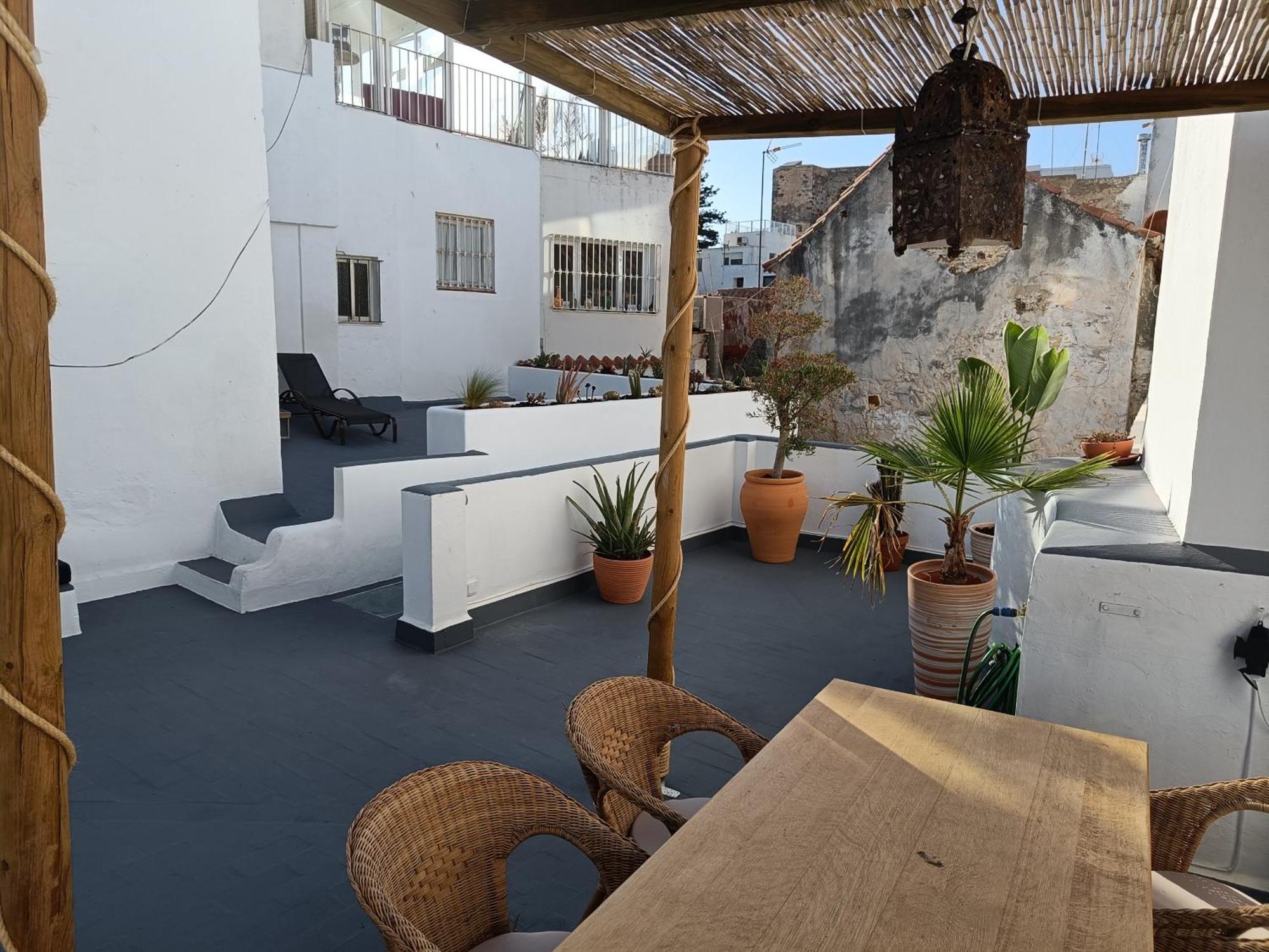 132 La Casa Del Pintor Apartment Tarifa Luaran gambar